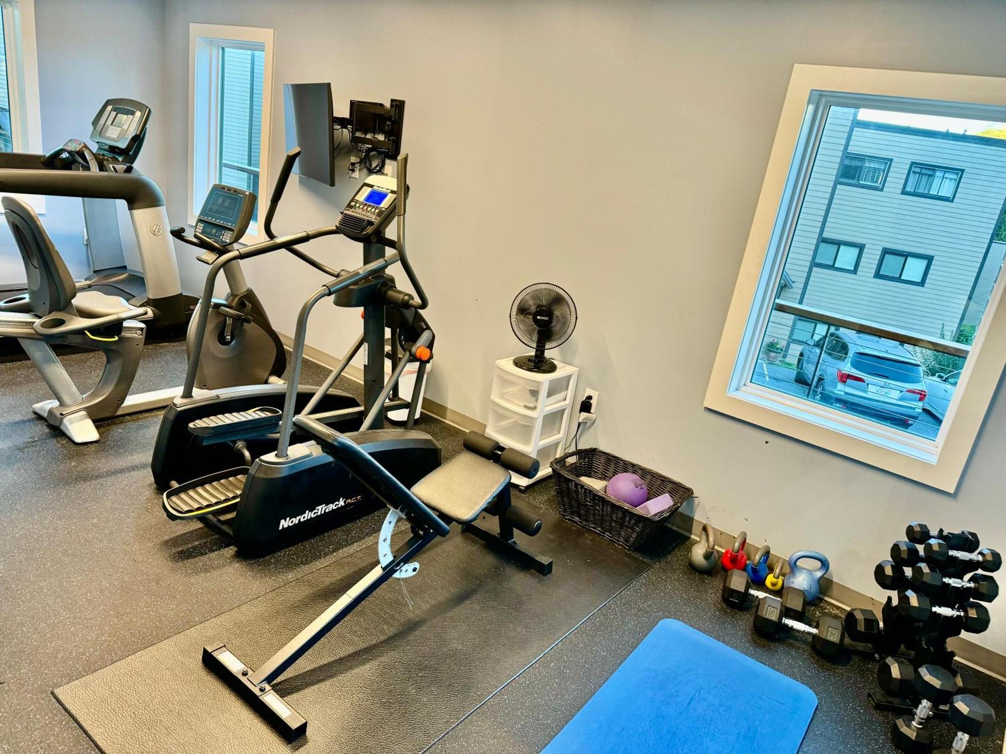The Sugar Suite - Renovated With A View! Ac! Pool, Hot Tub, Sauna, Gym, Ev Sugar Mountain Luaran gambar